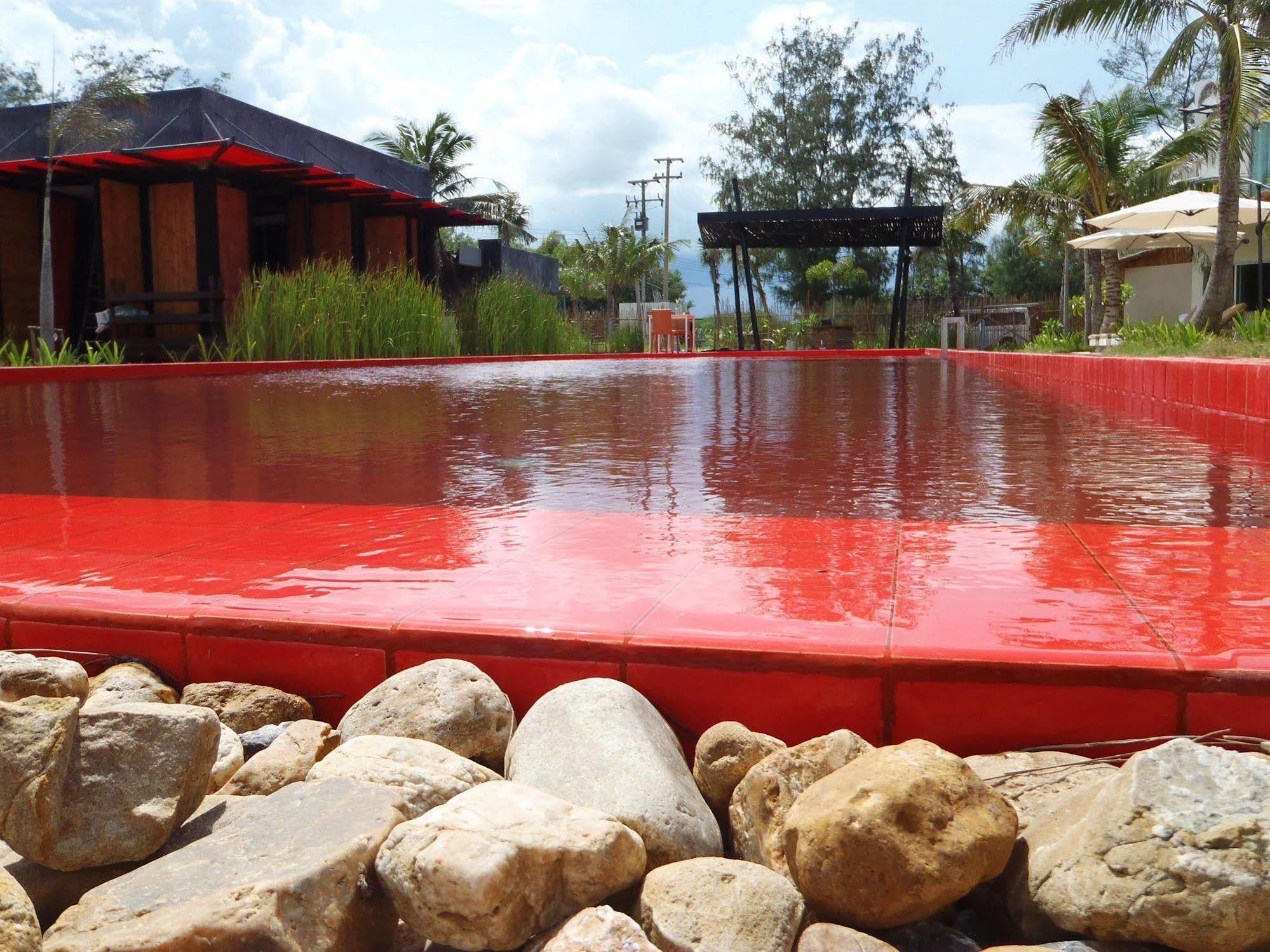 Red Z The Ocean Otel Puk Tian Dış mekan fotoğraf