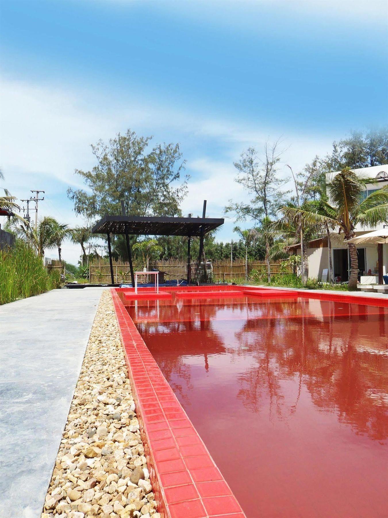 Red Z The Ocean Otel Puk Tian Dış mekan fotoğraf